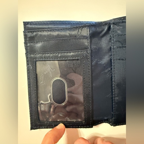 Vera Bradley Morocco NAVY Blue Laser Cut Petite Trifold Women’s Wallet - Picture 5 of 14